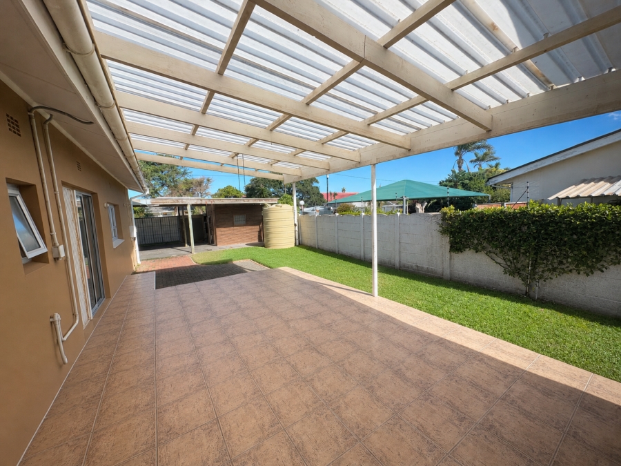 4 Bedroom Property for Sale in Gonubie Eastern Cape